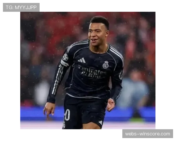 姆巴佩点射梅开二度，巴黎圣日耳曼半场2-0领先马德里竞技