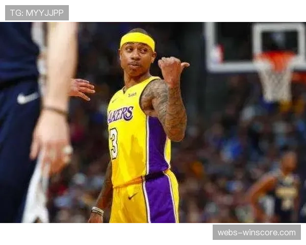 瓦伦西亚主力门将马马尔达什维利因肩膀脱臼，赛季报销